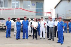 山东海洋集团公司领导到公司交流工作并参加“耕海1号”二期工程铺龙骨仪式